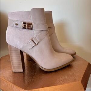 Just fab ankle bootie 8.5